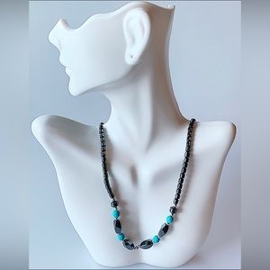 Hematite and turquoise mecklace